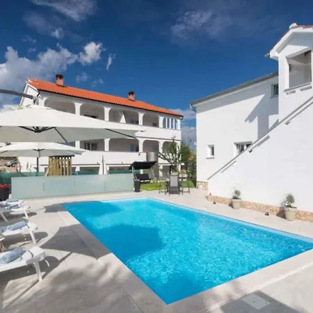 With Pool In Krk-insel Krk 45774 Krk Town